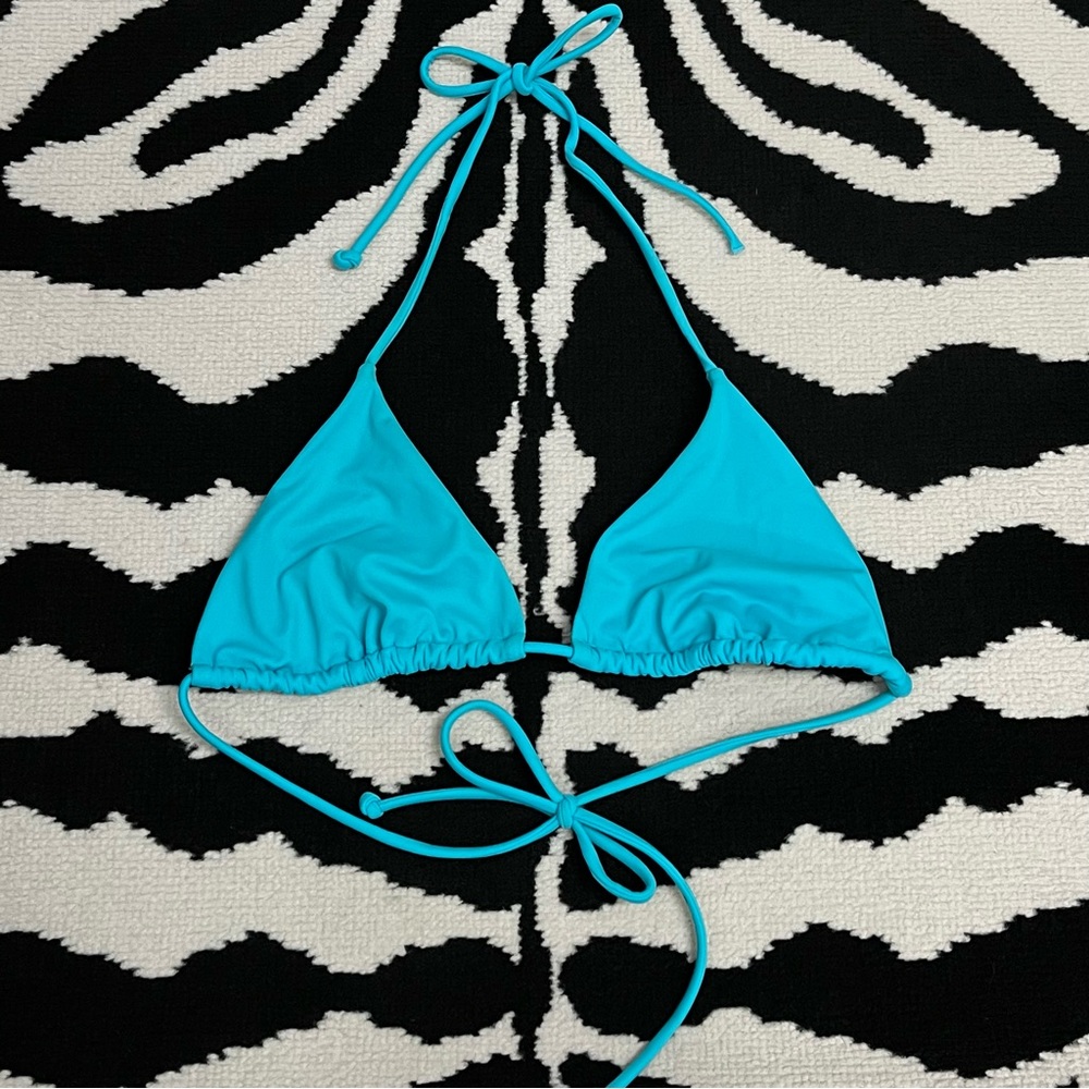 Victoria’s Secret Bikini Top Size M